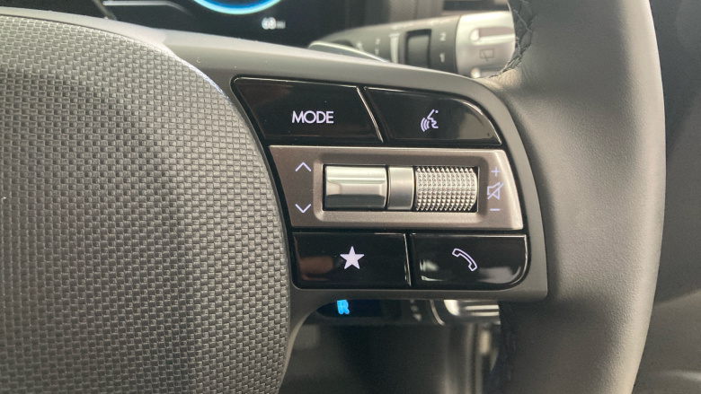 Hyundai INSTER 85kW 02 49kWh 5dr Auto Electric Hatchback